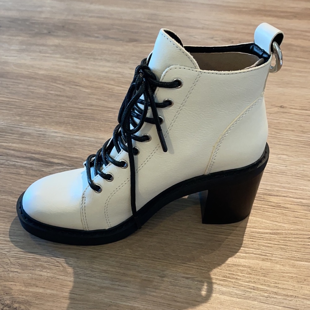 🆕 Dolce Vita Leather Boots